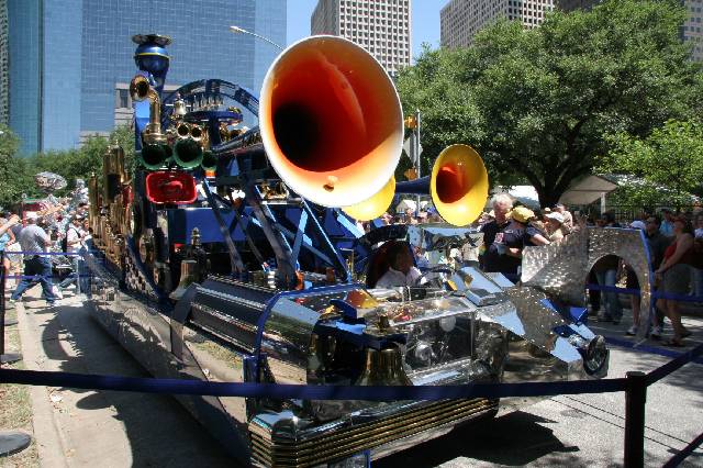 2006_ArtCar_3_Parade 419 